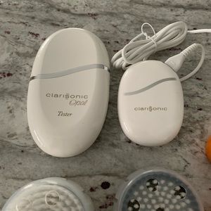 COPY - CLARASONIC OPAL tester